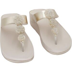 FitFlop Fino Beadie Wedge Sandal Platino Womens Dressy Thong Gold 7M US EU 38